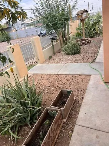 Downtown Secluded Room 3 Phoenix 0*,  USA